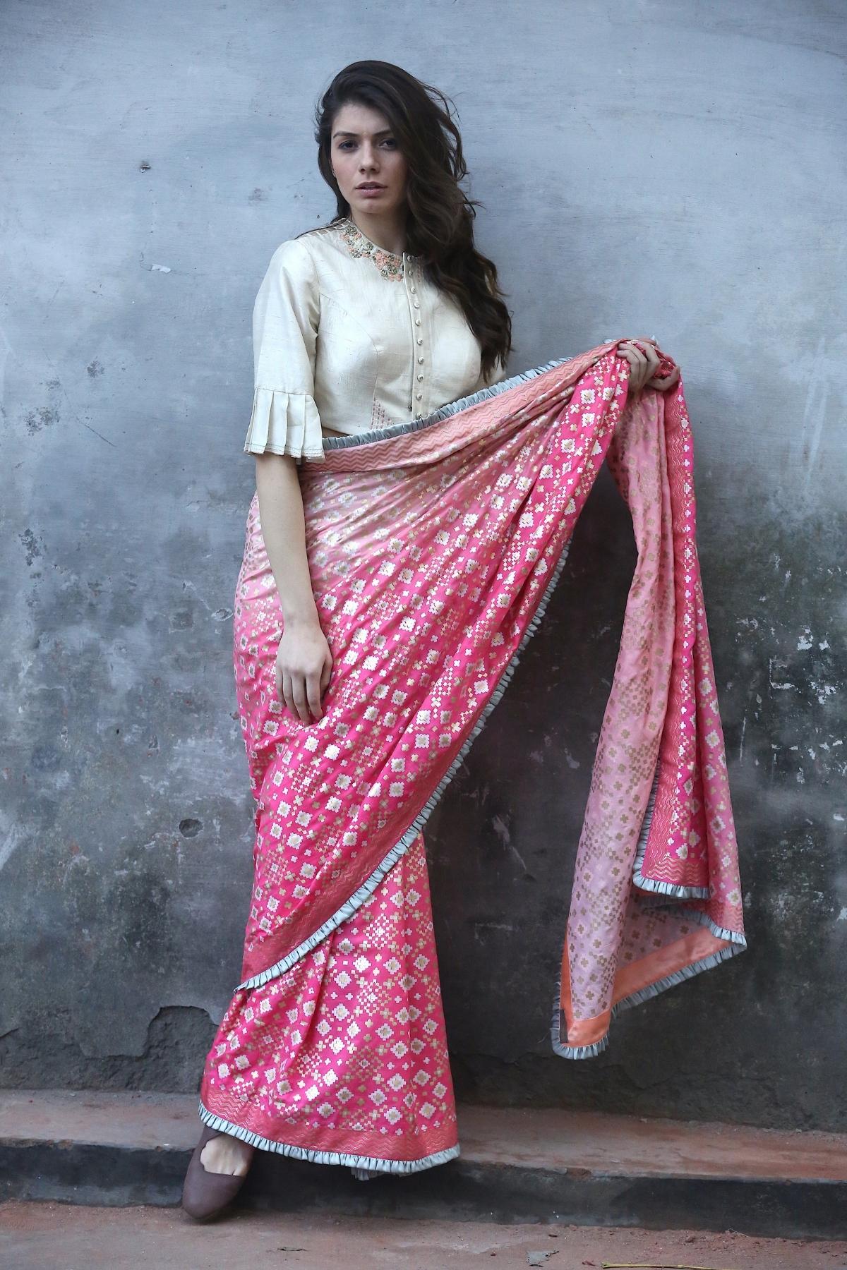 Pink Peach Ombre Ikat Printed Silk Saree Set