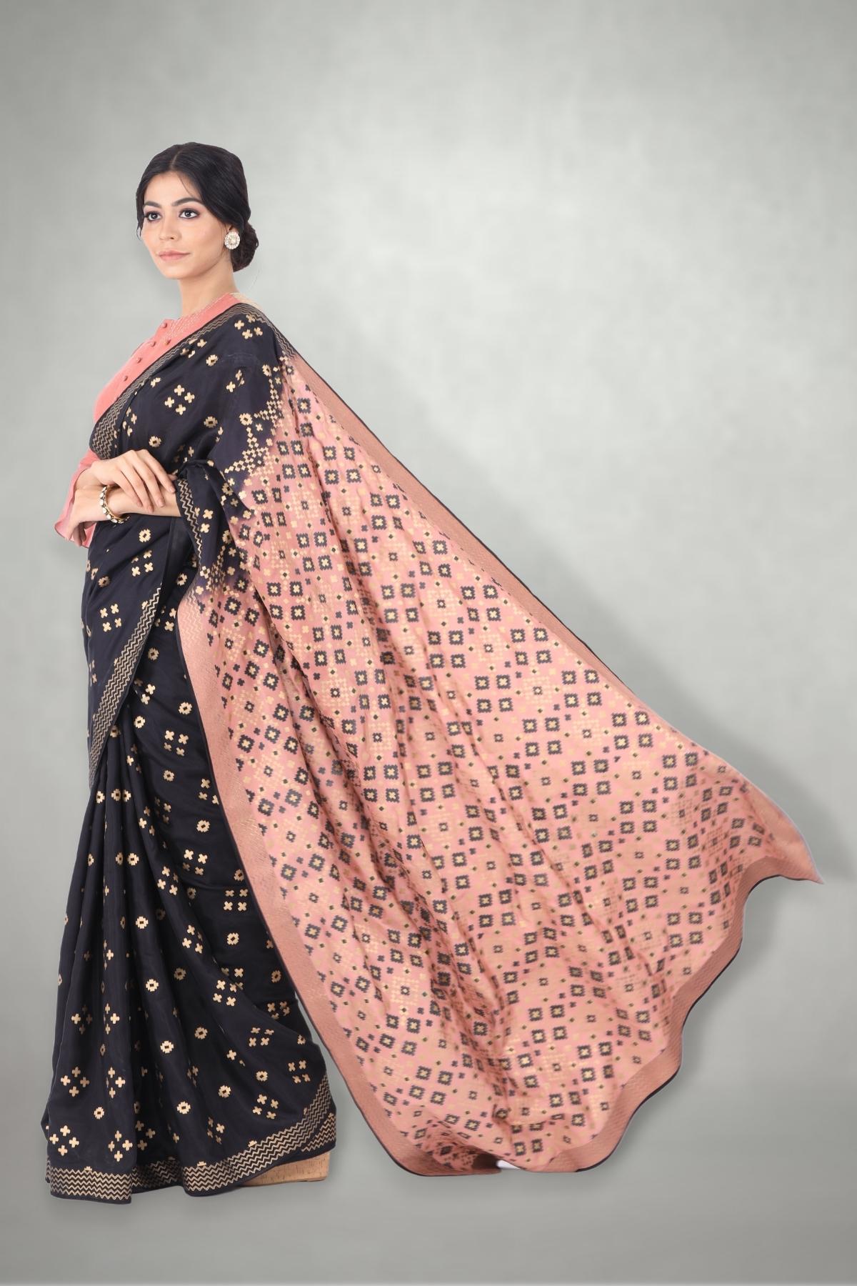 Black & Pink Ombre Ikat Printed Saree Set