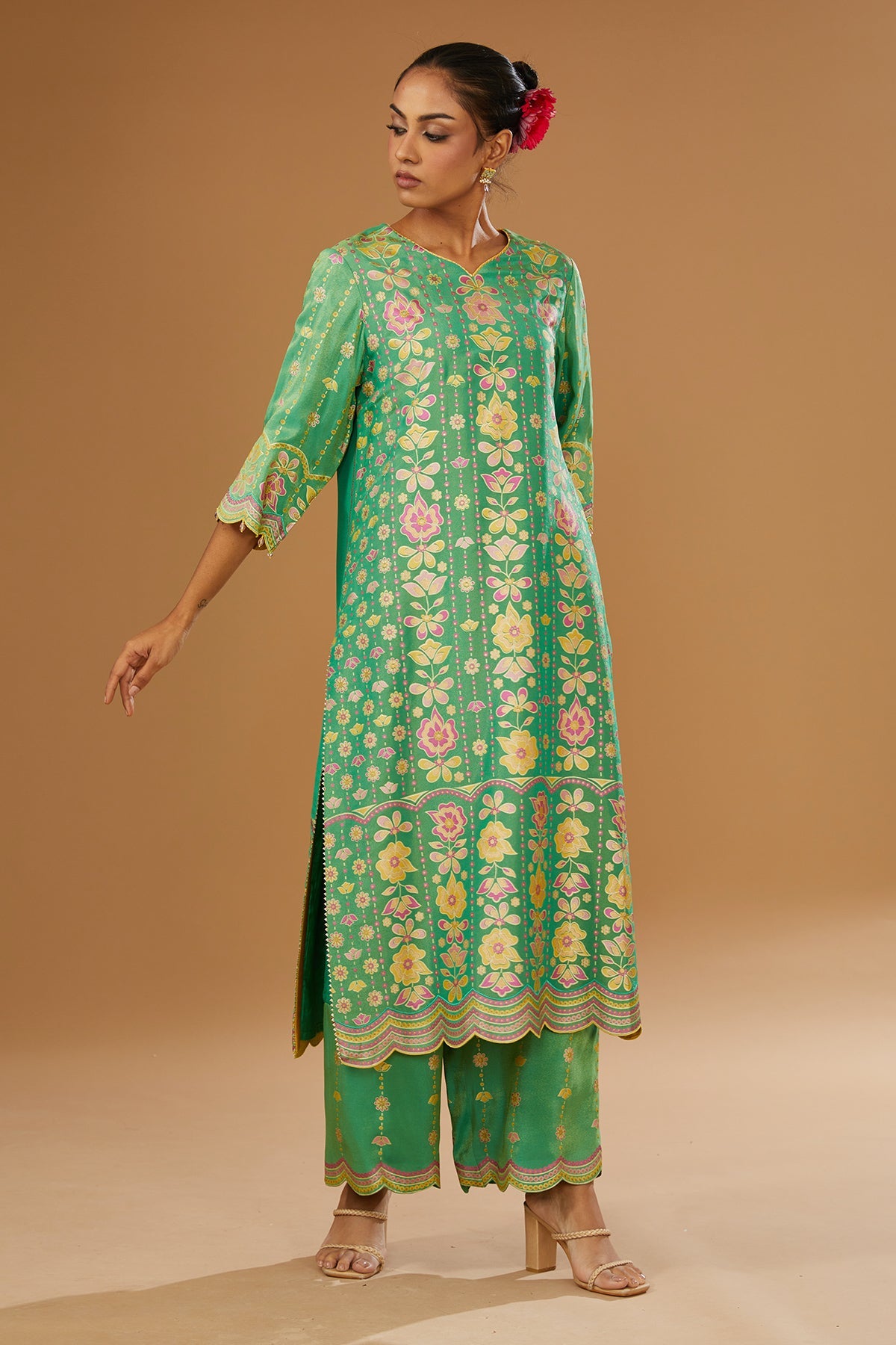 Colorful floral Hand printed silk suit Set